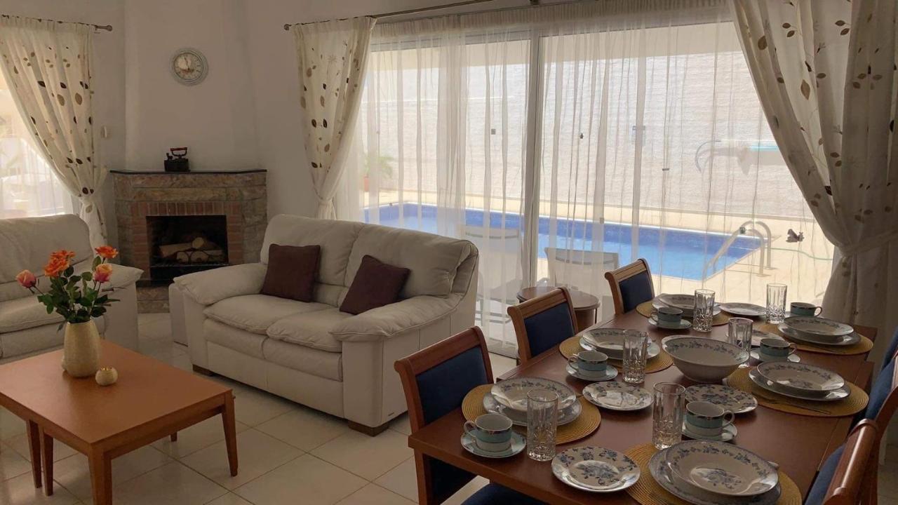 Peyia Palm Villa Paphos 外观 照片