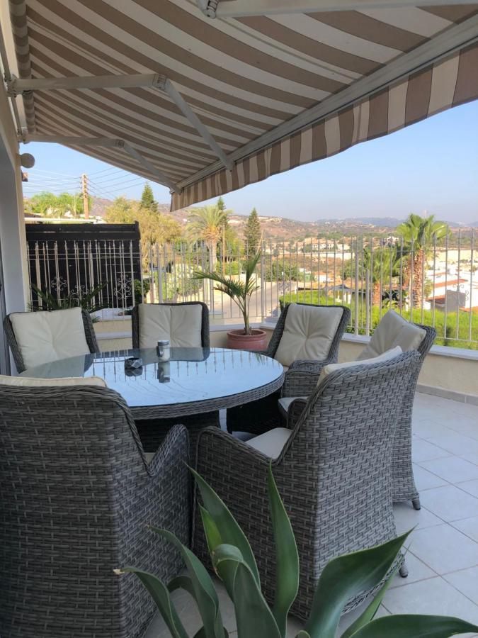 Peyia Palm Villa Paphos 外观 照片